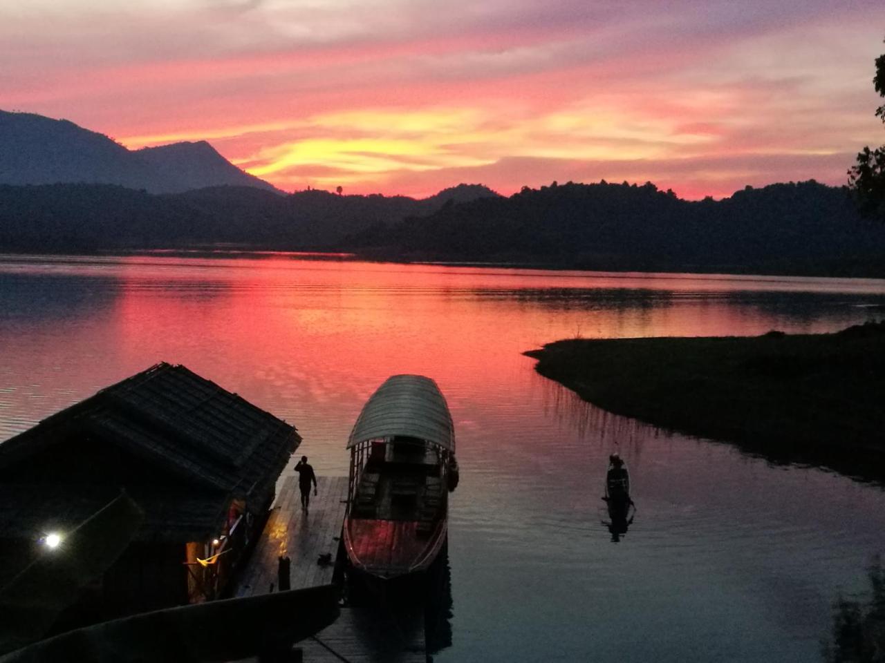 Nirvana Archipel Resort Vangviang Kültér fotó